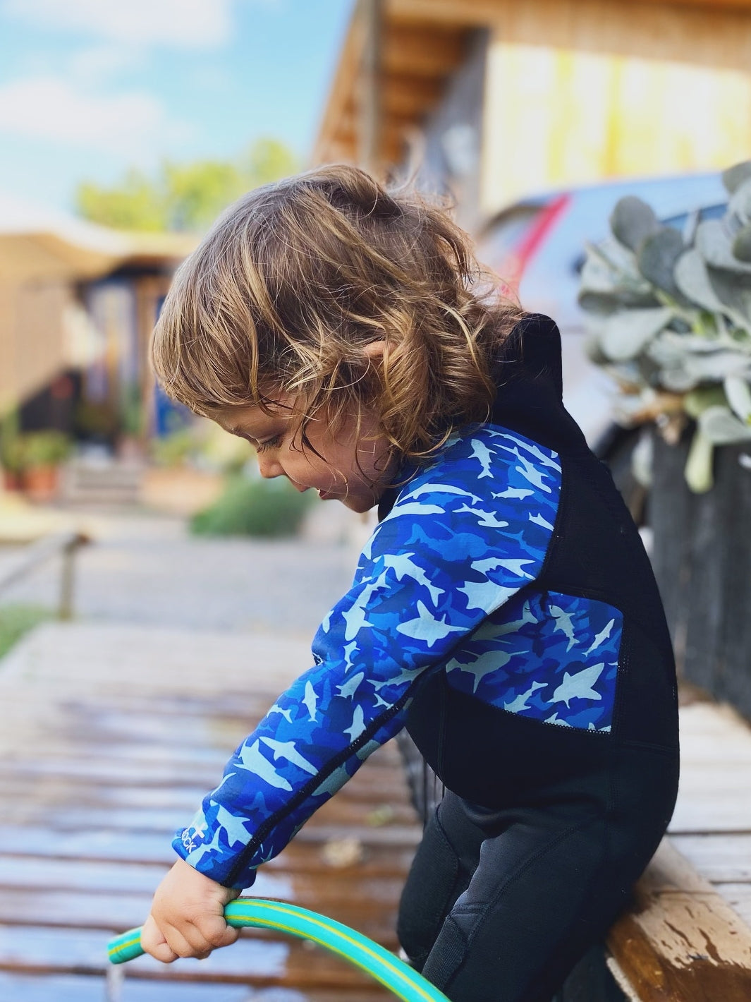 Traje de Agua Tiburon Azul
